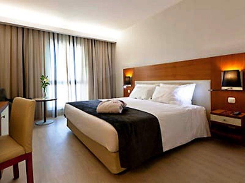 Hotel Mercure Lisboa Oda fotoğraf